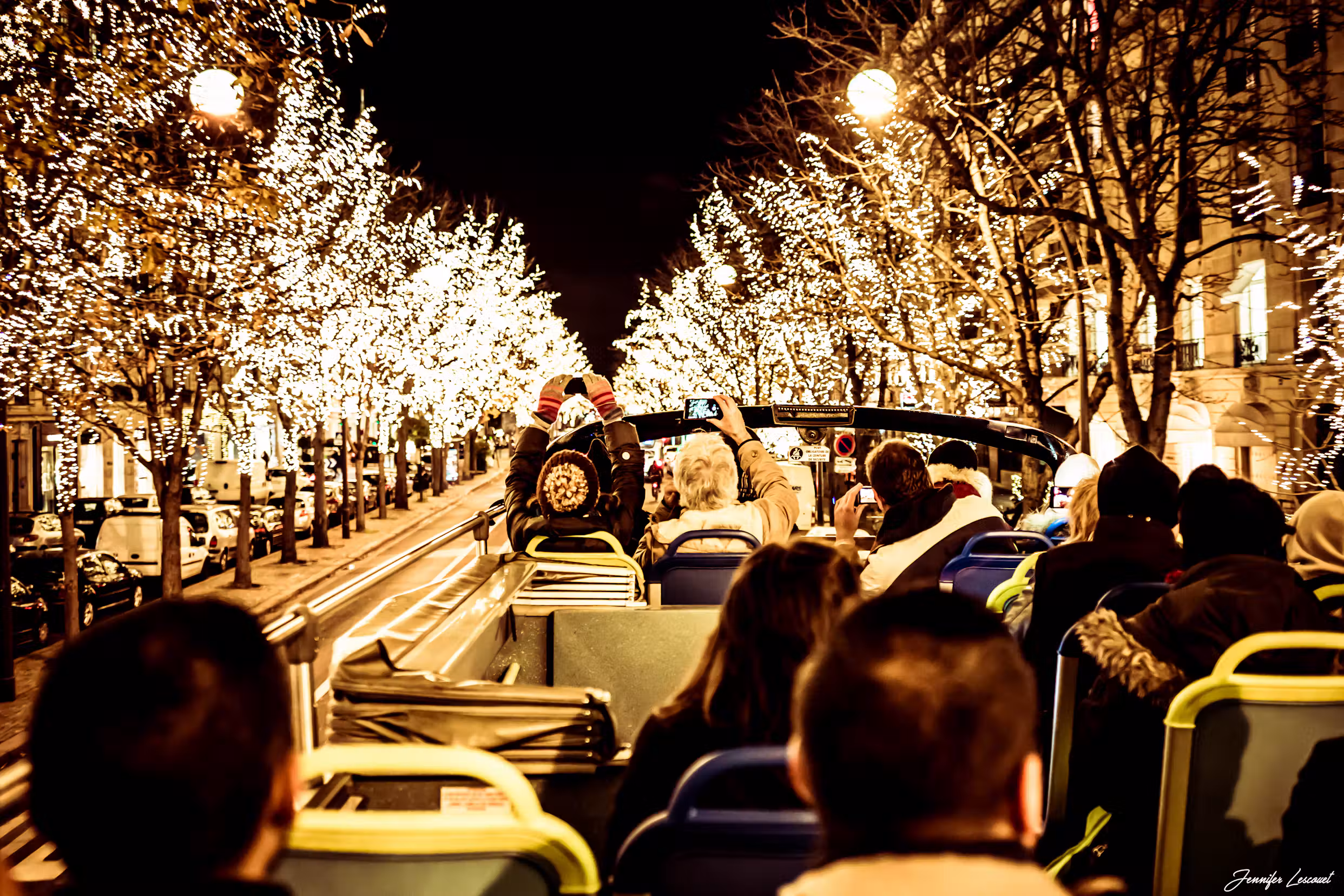 Parigi illuminata a Natale: tour in autobus